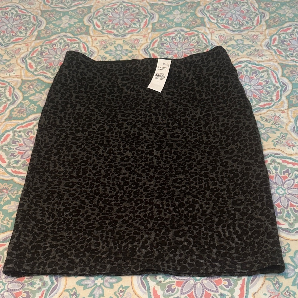 LOFT Charcoal Leopard Pencil Skirt